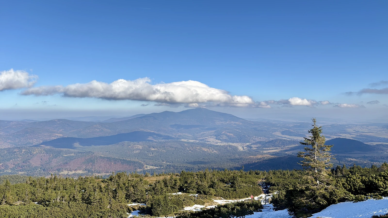 Babia Góra from Pilsko (Beskid Żywiecki)